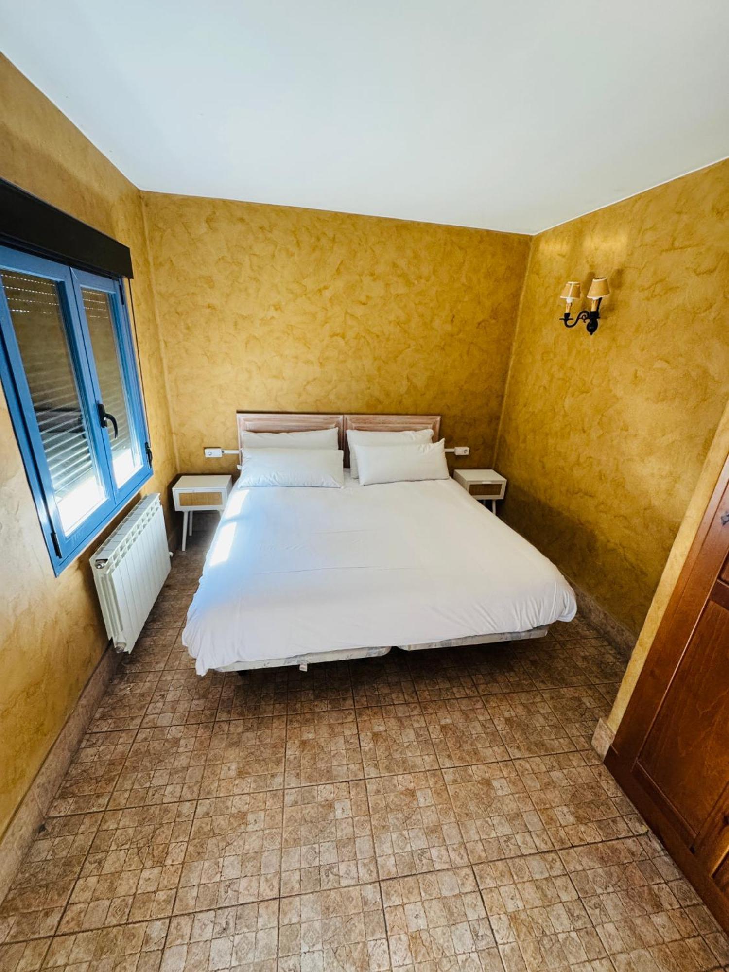 Hostal Nau Pradets Вьелья Экстерьер фото